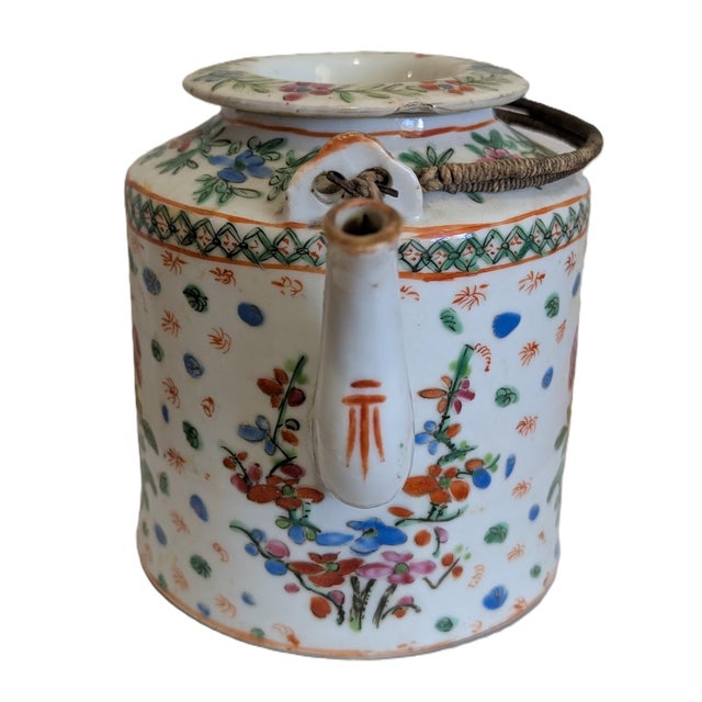 Antique Chinese Famille Rose Bird and Butterfly Teapot (Late 19th Century) For Sale - Image 4 of 8