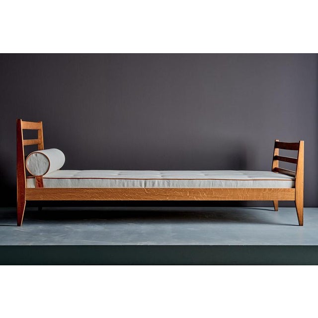 1940s French Daybed in the manner of René Gabriel, 1940s For Sale - Image 5 of 11
