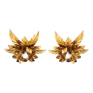 Hollywood Regency Gold-Plated Florentine Floral Wall Lamps from Hans Kögl, Italy, Florence, 1960, Set of 2 For Sale
