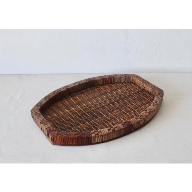 1980s Mid-Century Woven Wicker Rattan Wood Oval Serving Tray Vintage For Sale - Image 5 of 9