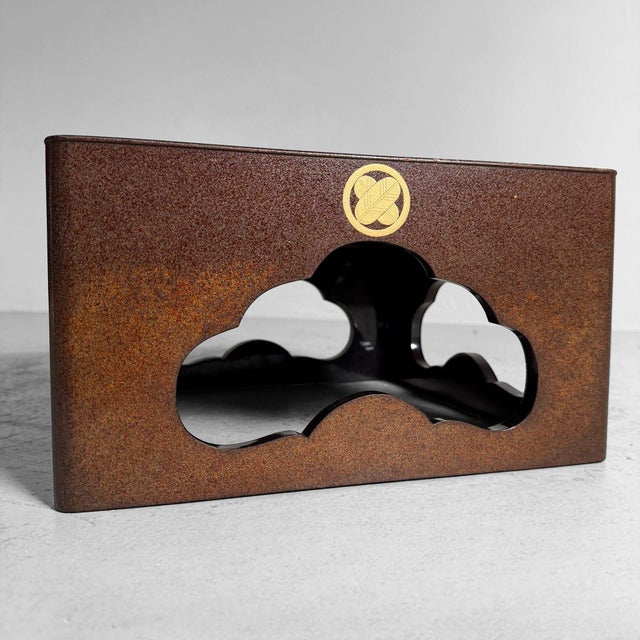 Japanese Lacquered Jubako-Dai Display Stand with Gold Kamon, 1920s For Sale - Image 4 of 16