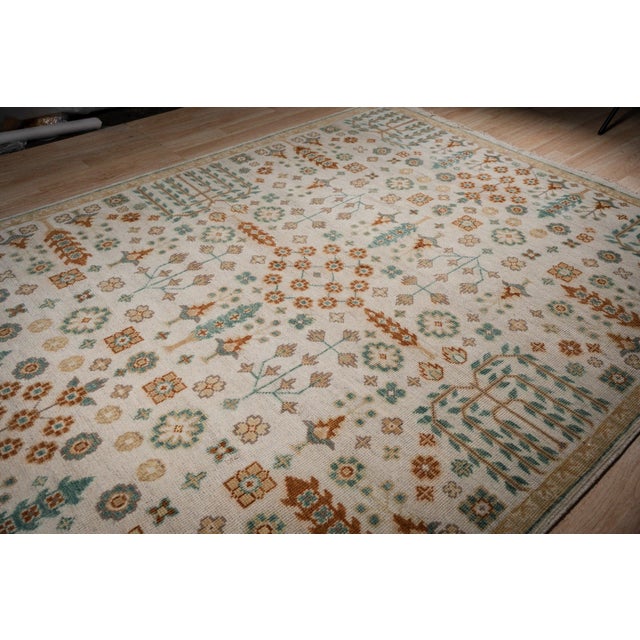 8x10 Ivory Traditional Floral Oushak Hand Knotted Wool Carpet Rug For Sale - Image 4 of 6