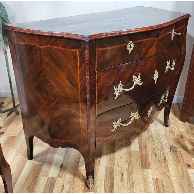 Fresh from a New York City estate, we have a great pleasure to offer you this gorgeous Large 18th Century Rosewood...