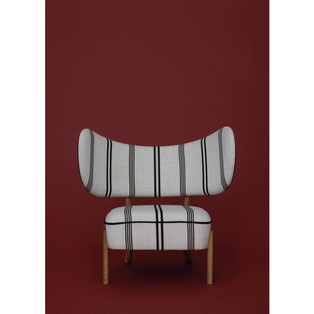 Contemporary Set of Dedar/Linear Tmbo Lounge Chairs by Mazo Design For Sale - Image 3 of 6