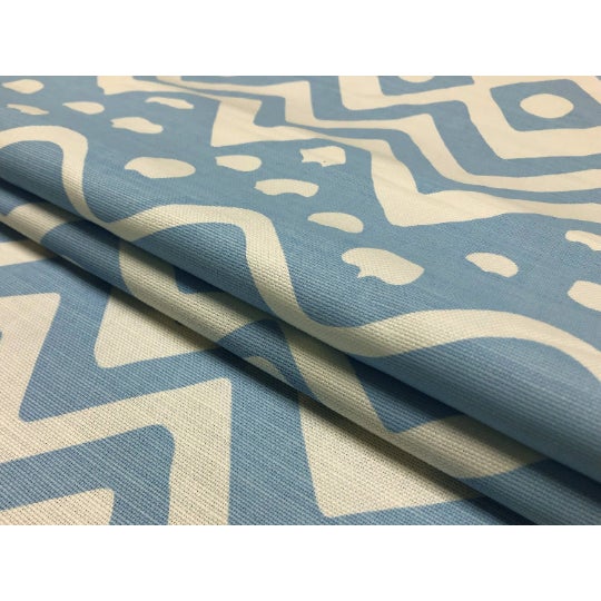 Abstract Quadrille China Seas Deauville Aqua Blue White Linen Cotton Upholstery Drapery Fabric For Sale - Image 3 of 3