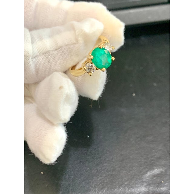Oval Emerald and Diamond Three-Stone Ring 14 Karat Yellow Gold For Sale In New York - Image 6 of 18