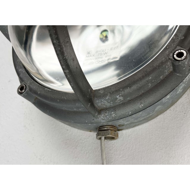 Mid-Century Modern Danish Outdoor Skot Wall Lamp in Metal by Lauritz Knudsen for Louis Poulsen, 1960s For Sale - Image 18 of 18