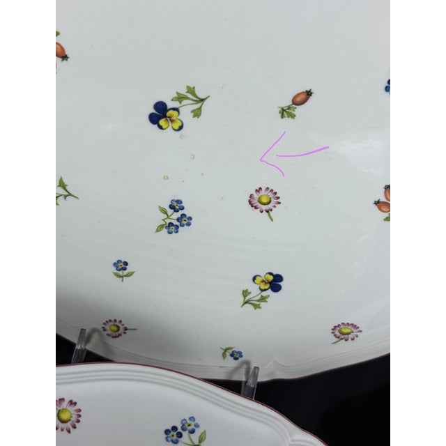 Vintage English Villeroy & Boch "Petite Fleur" Porcelain Dinnerware & Serving Set - 58 Pieces For Sale - Image 18 of 18