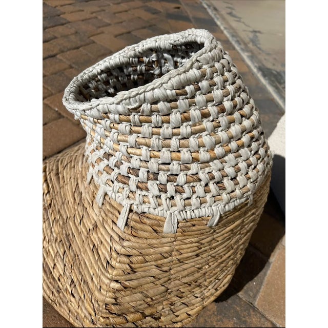 Large Handwoven Seagrass Basket With White Woven Rim For Sale - Image 4 of 6