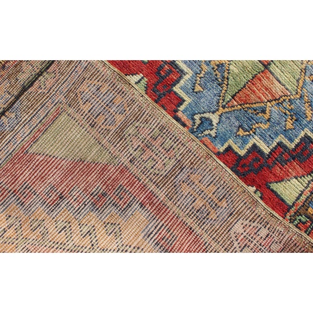 Colorful Antique Turkish Oushak With Geometric Tribal Design in Brilliant Red For Sale In Atlanta - Image 6 of 7