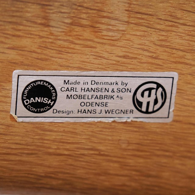 CH25 Lounge Chair in Patinated Oak and Woven Paper Cord by Hans J. Wegner, 1980s For Sale - Image 10 of 13