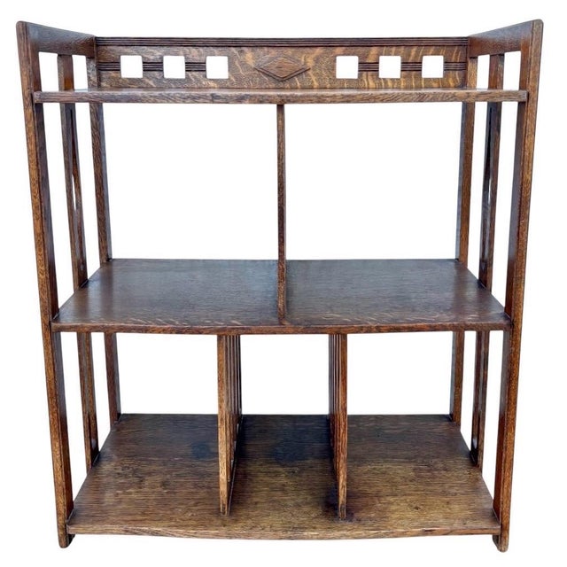 Arts & Crafts 20th Century Arts & Crafts Oak Wall Shelf For Sale - Image 3 of 10