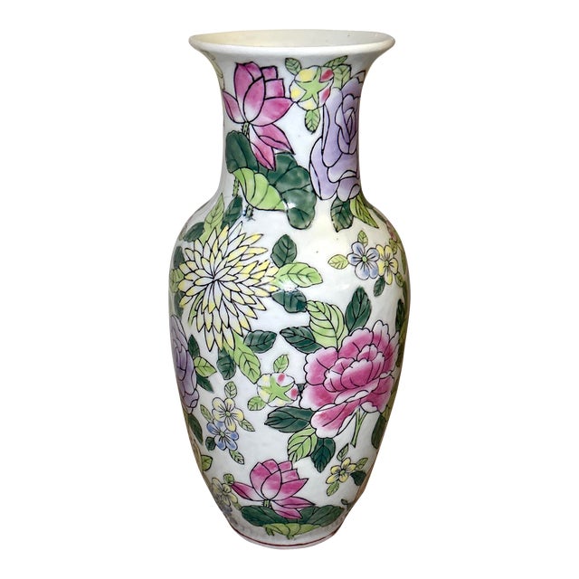 Late 20th Century Hand Painted Chinese Vase For Sale