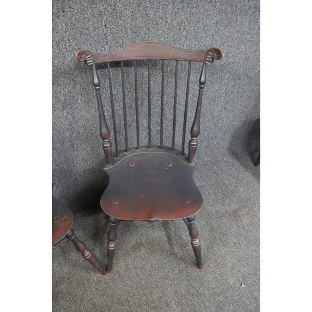 American Lawrence Crouse Comb Back Painted Windsor Chairs - a Pair For Sale - Image 3 of 10