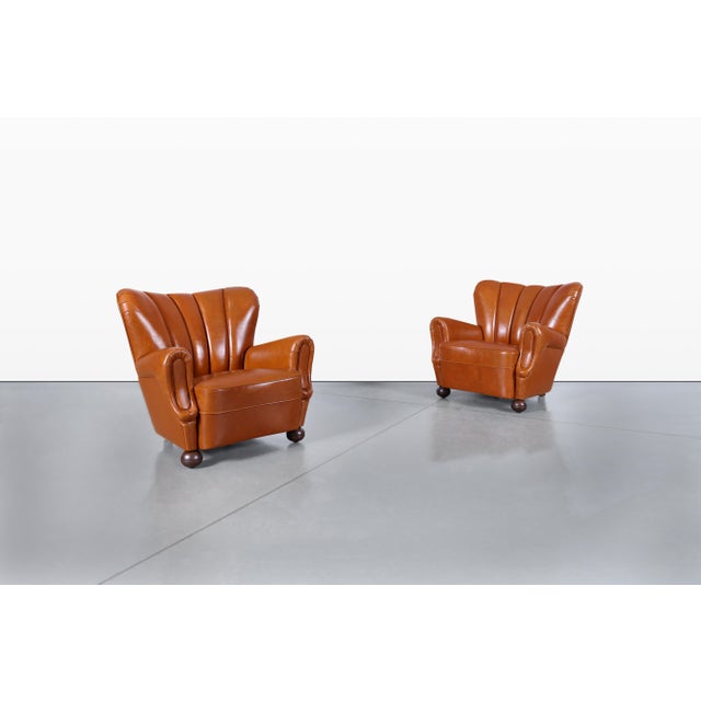 Mid-Century Modern Scandinavian Art Deco Club Lounge Chairs in Cognac Leather, 1940s For Sale - Image 3 of 14