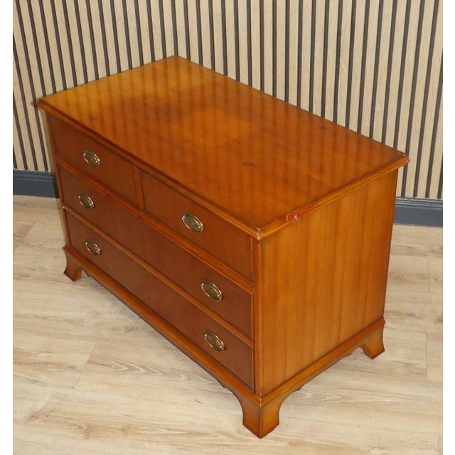 Brown English Yew Chest of Drawers with Retractable Doors and Oval Fittings from Heldense For Sale - Image 8 of 17
