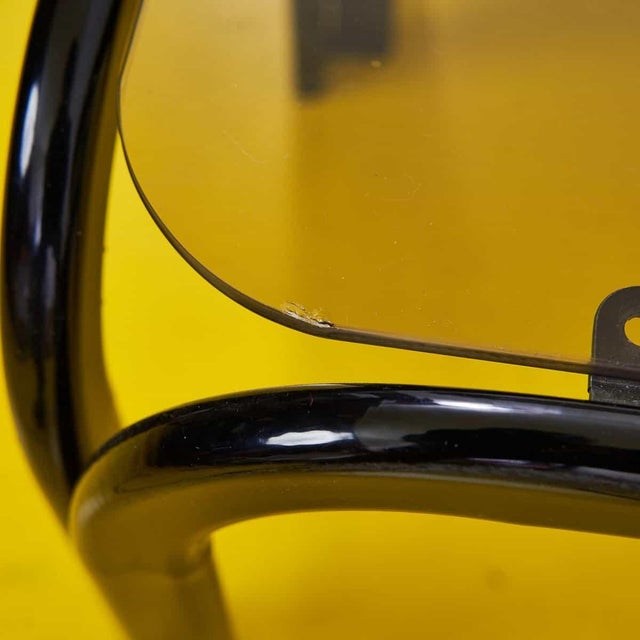 This charming set of coffee tables is a perfect example of functionality and style. With their elegant lines and...