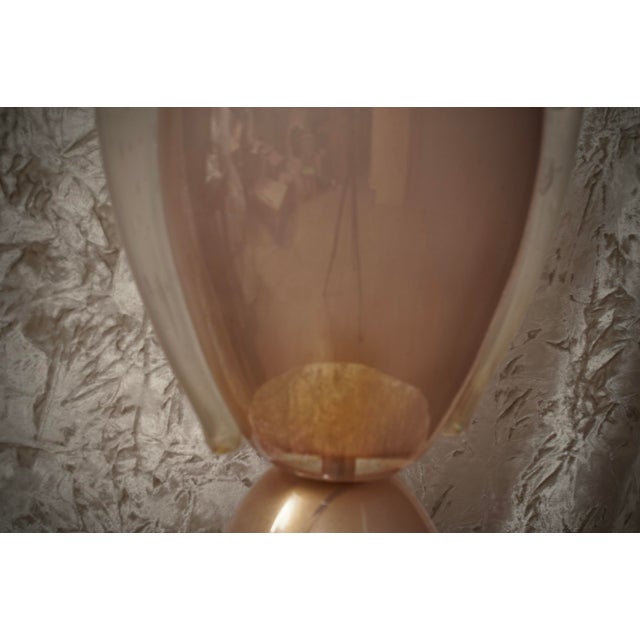 Mid-Century Modern Italian Pink Blown Murano Glass Table Lamp, 1980s For Sale - Image 3 of 9