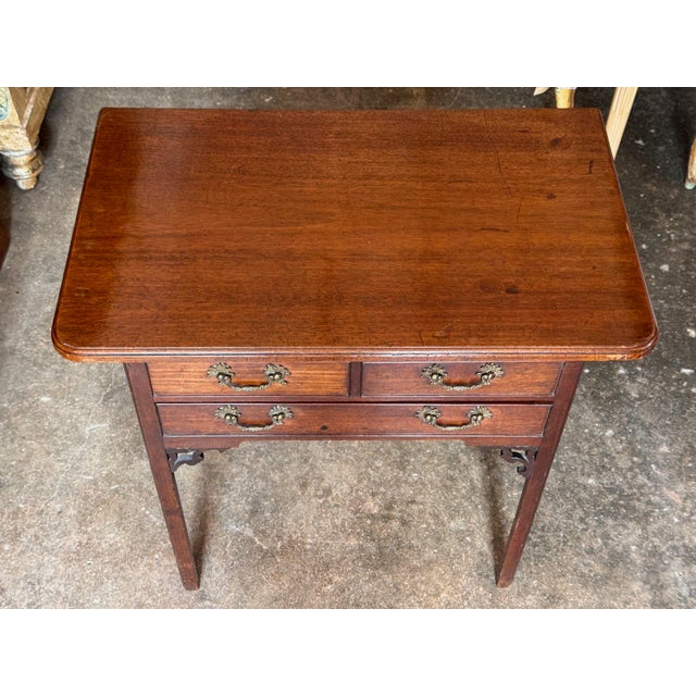 18th Century English Mahogany Side Table With Pierced Brackets For Sale - Image 6 of 11