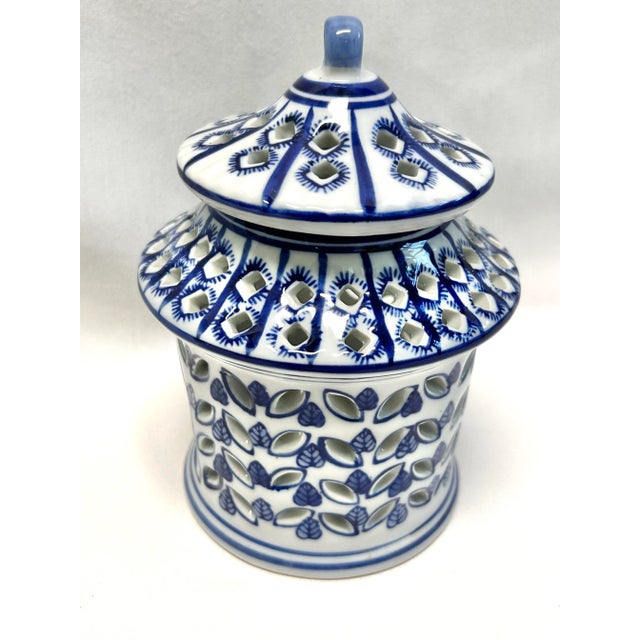 1980s 1980s Blue and White Chinoiserie Pagoda Candle Holder Ceramic Lantern For Sale - Image 5 of 8