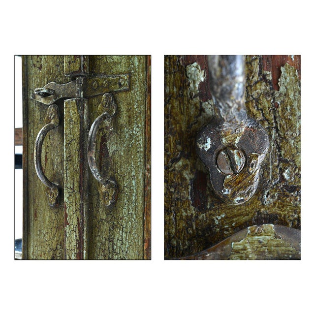 Beautiful glass buffet with green patina. Height 159 cm, length 85 cm, depth 46 cm.