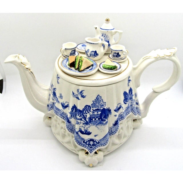 1990s Paul Cardew Blue Willow Tea Table Teapot, Limited Edition