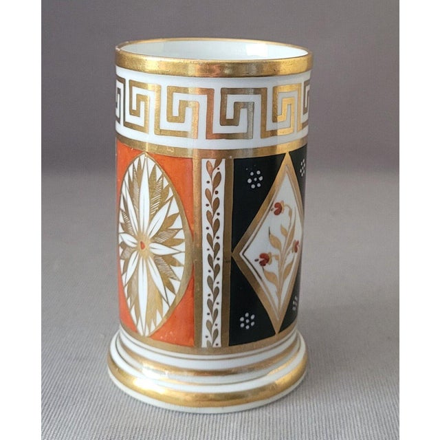 Coalport Porcelain Antique Early 19th Century English Regency Coalport Porcelain Cylinder Mantel Vase With Greek Key Circa 1810 For Sale - Image 4 of 7