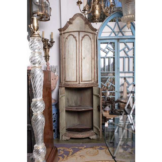 18th Century Italian Painted Corner Cabinet For Sale In Houston - Image 6 of 13