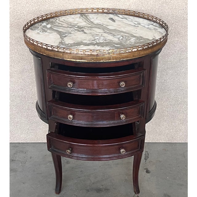 19th Century Bouillotte Louis XVI Style, Oval Shaped Bronze and Mahogany Table For Sale - Image 10 of 13