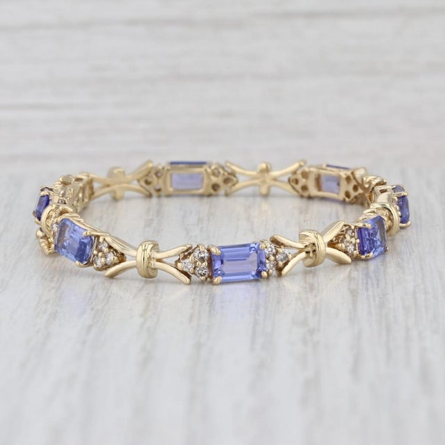 Modern 6.40ctw Tanzanite Diamond Tennis Bracelet 14k Yellow Gold 6.5" 4.7mm For Sale - Image 3 of 7