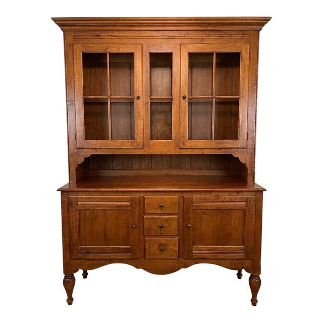 Vintage Ethan Allen Country Crossings Solid Red Maple Lighted China Hutch & Buffet For Sale