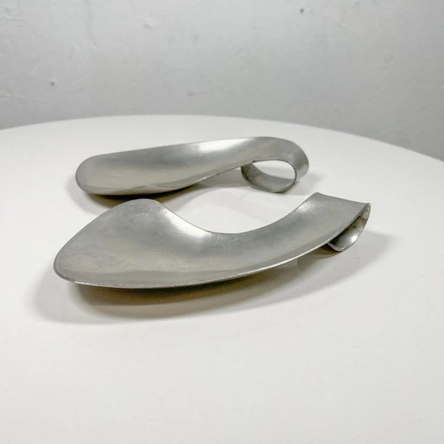 Silver 1970s Modernist Pewter Salad Serving Utensils by Shirley Charron Mid Century Mod For Sale - Image 8 of 13