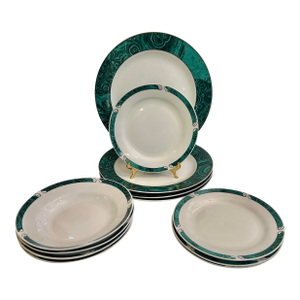 Late 20th Century Gabbay “Malachite” Green and White Dinnerware - A Set of 12 Pieces