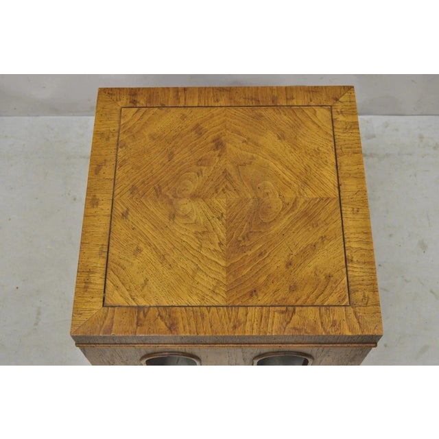 Drexel Vintage Drexel Wellington Arched Hollywood Regency Burl Wood Pedestal Side Table For Sale - Image 4 of 11