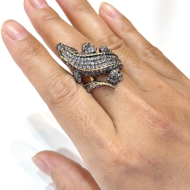 Red Bochic "Orient" Vintage Neoclassical Crocodile Topaz Ring 18K Gold & Silver For Sale - Image 8 of 18