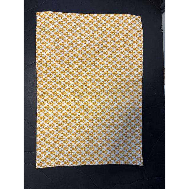 Mid-Century Modern Vintage Mod Century 1970s Mustard Yellow Reversible Placemats - Set of Six For Sale - Image 3 of 6