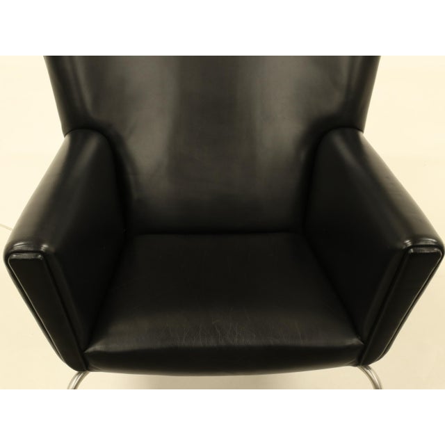 Set of Wing Chair with Ottoman by Hans Wegner for Carl Hansen & Søn, 1990s, Set of 2 For Sale - Image 15 of 18