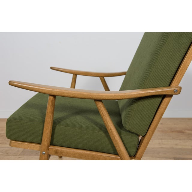 1960s Mid-Century Modern Armchair from TON, Czechoslovakia, 1960s For Sale - Image 5 of 18