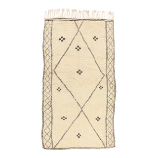 Vintage Azilal Moroccan Rug, 05'00 X 08'10 For Sale