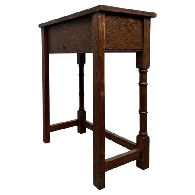 Wood 20th Century Traditional Oak Side Table For Sale - Image 7 of 12