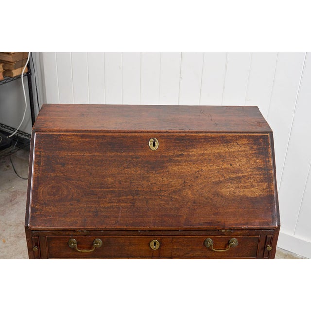 George III Mahogany Bureau (C. 1780) For Sale - Image 9 of 16