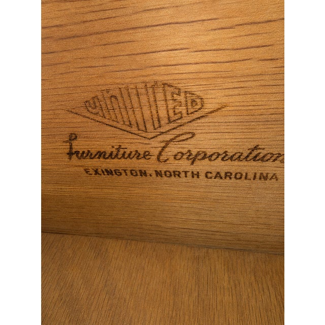 Vintage United Furniture Corp. Two-Piece Mid-Century Dresser Set With Sculptural Wood Trim For Sale - Image 13 of 13