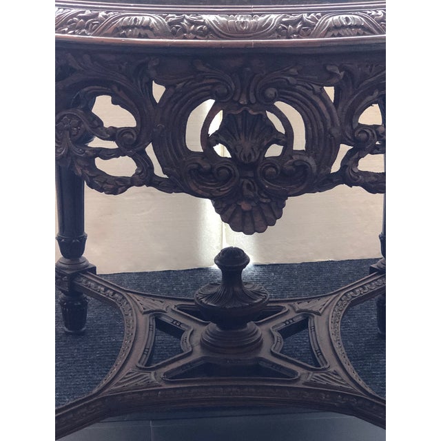 Hollywood Regency French Round Marble Top Table For Sale - Image 4 of 7