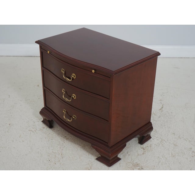 Chippendale Pair Baker 3 Drawer Mahogany Nightstands For Sale - Image 3 of 18