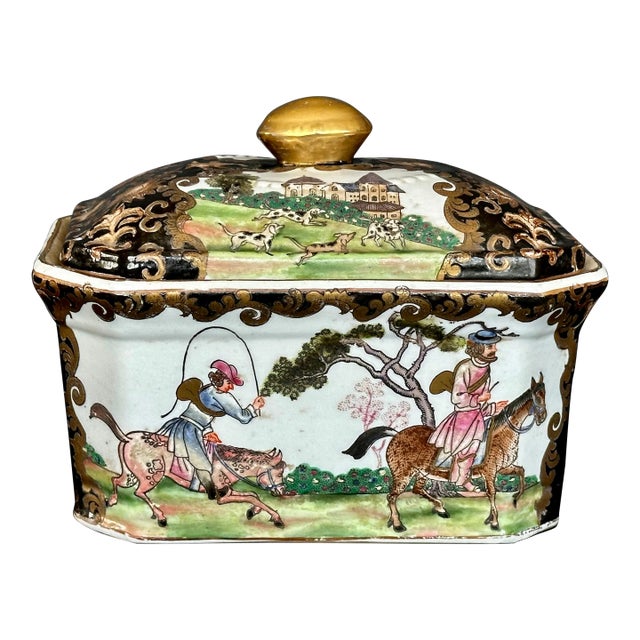 Antique Chinese Porcelain Tureen Box With Hunting Scene and Dogs For Sale