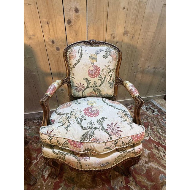 Louis Xv Style Armchairs Upholstered in Floral Fabric, Set of 2 For Sale - Image 3 of 9