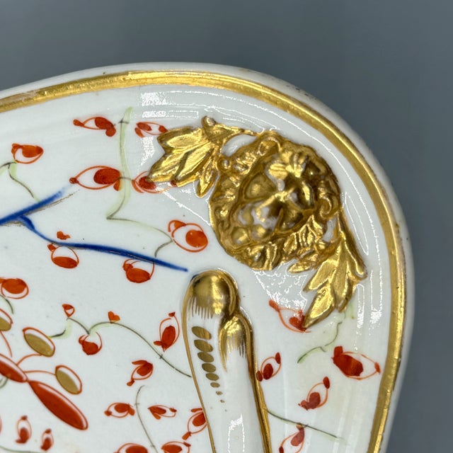 Ceramic Antique Kakimon Centrepiece Bowl with Double Handled Two Quails Pattern by Derby Porcelain Factory, 1820 For Sale - Image 7 of 18