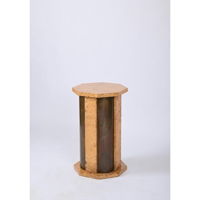 Octagonal Pedestal in Burl Wood and Brass by Tommaso Barbi, Italy, 1970s For Sale - Image 6 of 18