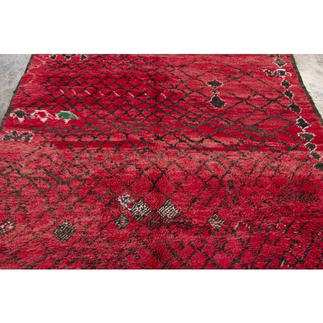 1950s Vintage Moroccan Berber Shag Wool Rug With Diamond Grid by Rug & Kilim, 1950-1959 For Sale - Image 5 of 8