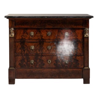 1820-1829 France Rich Mahogany Flame-Veneer Mahogany Chest For Sale